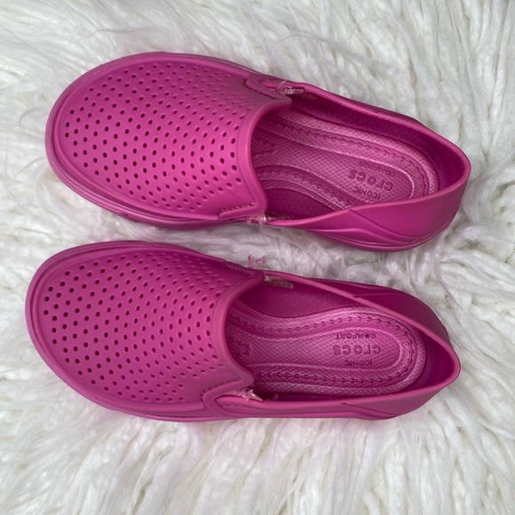 Kids Crocs Shoes - Picture 3 of 7